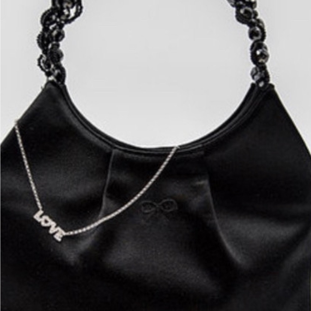 Necklace in time for valentine 💘